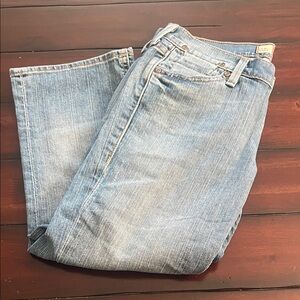 Old Navy Light Blue Denim Capris Vintage
